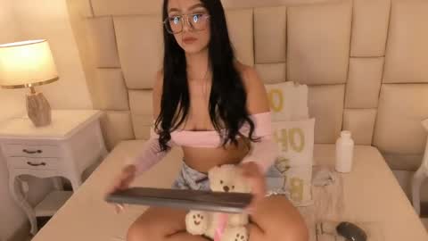 Snapshot of sarit_ chatting on May 2026 07:33:01 PM sarit_ online show from May 2026 07:33:01 PM