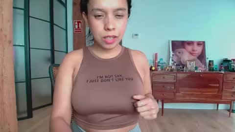 sarita_slovan online show from October 2025 02:06:01 PM