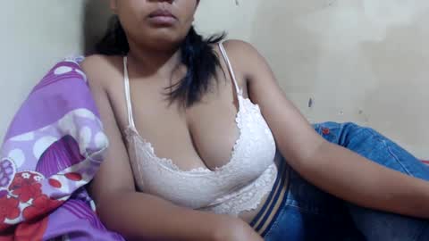 Snapshot of saronette chatting on December 2024 10:55:02 AM saronette online show from December 2024 10:55:02 AM
