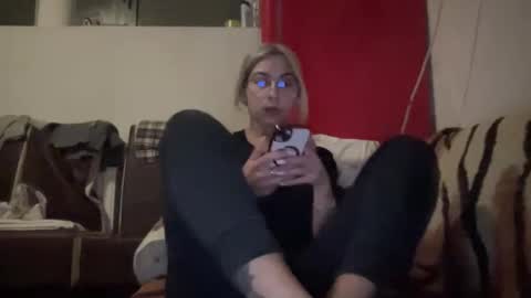 Sarrah online show from January 2025 06:24:02 PM