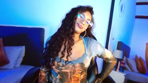 sasha_bowei online show from November 2025 02:12:01 AM