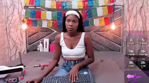 Snapshot of sasha_brownie_ chatting on June 2026 12:20:01 PM Sasha online show from June 2026 12:20:01 PM