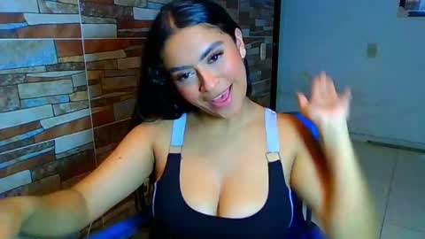 Snapshot of sasha_rose23 chatting on February 2025 03:45:01 AM Camila online show from February 2025 03:45:01 AM