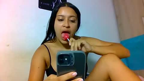 Snapshot of sasha_rose23 chatting on October 2025 08:18:01 PM Camila online show from October 2025 08:18:01 PM