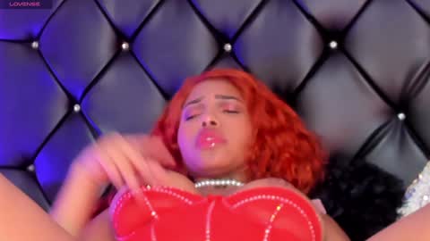 Snapshot of sasha_ross_ chatting on December 2024 03:14:02 AM  Sasha  online show from December 2024 03:14:02 AM