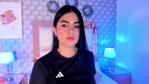 Camila  online show from November 2025 11:40:02 AM