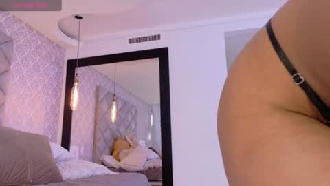 Snapshot of sasha_sinne chatting on July 2026 03:58:02 PM sasha_sinne online show from July 2026 03:58:02 PM