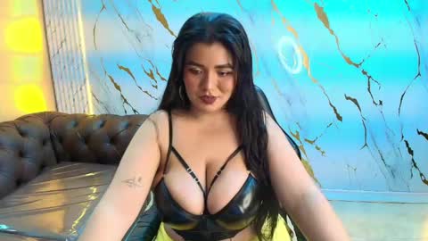 Snapshot of sasha_tf chatting on June 2026 08:24:01 PM Sasha online show from June 2026 08:24:01 PM