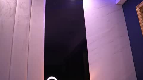 Dennise online show from January 2026 07:59:01 PM