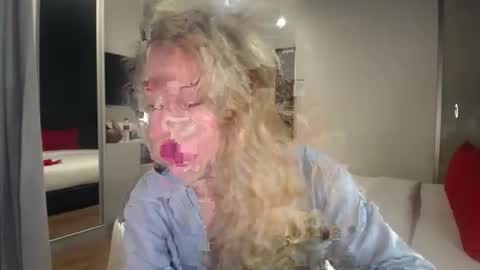 Sasha online show from February 2026 12:27:01 PM