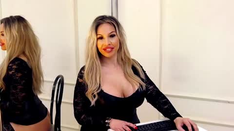 Sasha online show from February 2025 11:42:02 AM