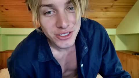 Snapshot of sashenkka chatting on August 2026 08:27:02 AM Sasha -- online show from August 2026 08:27:02 AM