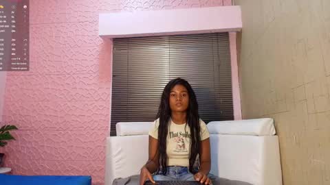 Snapshot of sashhalux22 chatting on March 2025 05:40:01 AM SashhaLux22 online show from March 2025 05:40:01 AM