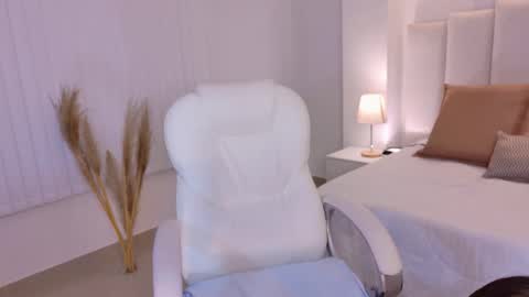 saskia litt online show from March 2026 03:56:01 AM