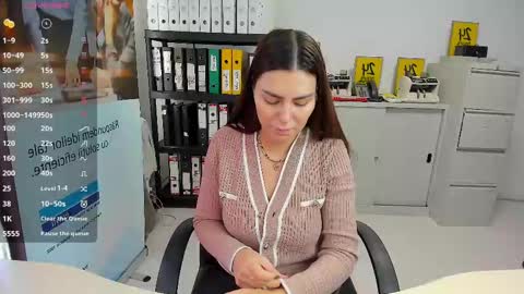 sassytiff online show from February 2025 01:30:01 PM