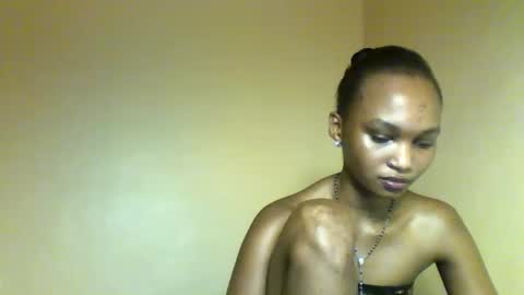 Snapshot of sasy_tina chatting on February 2026 01:07:02 PM Tina online show from February 2026 01:07:02 PM