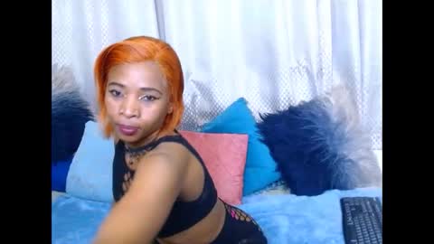 sasyylissaa online show from November 2025 10:01:01 PM
