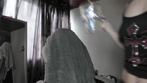 Snapshot of satanbabee_ chatting on February 2025 09:41:02 PM im expecting 300 thumbs up on my altar online show from February 2025 09:41:02 PM