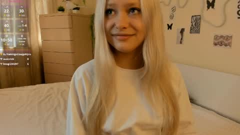 satinpresence online show from May 2026 06:52:01 AM