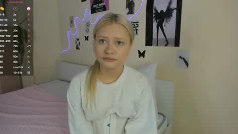 satinpresence online show from June 2026 04:56:01 AM