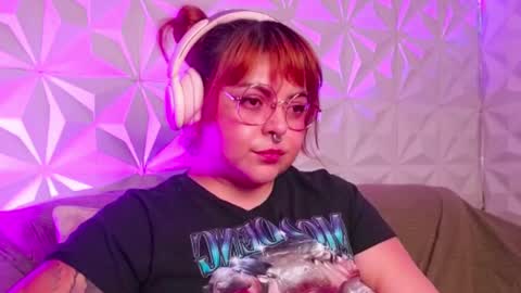 Gina George online show from September 2025 12:21:01 AM