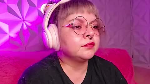 Gina George online show from November 2025 01:50:02 AM