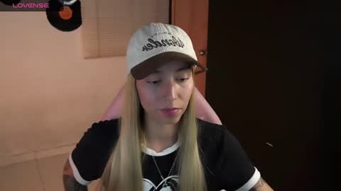 I AM JENN  online show from June 2026 04:04:02 AM