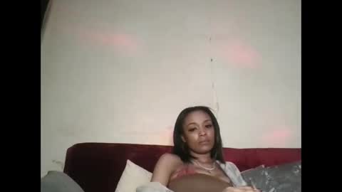 Shaniiice online show from February 2026 03:48:02 AM