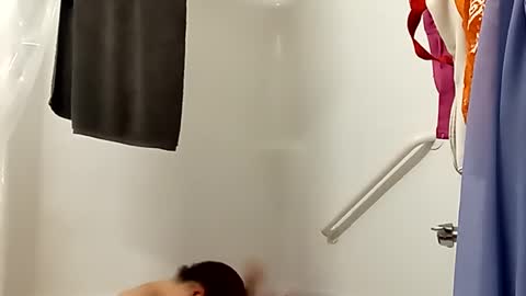 Snapshot of saucybear666 chatting on January 2025 08:40:02 AM SnowBunny online show from January 2025 08:40:02 AM