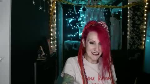 SaucySky online show from October 2025 08:29:02 PM