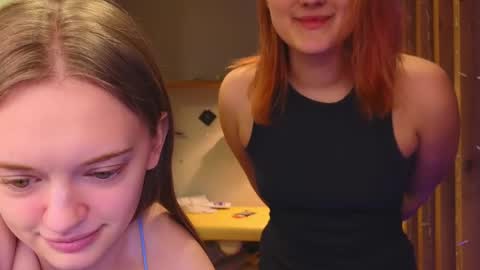 Snapshot of sav_anna chatting on January 2025 07:21:02 PM LUNA and ANNA    online show from January 2025 07:21:02 PM
