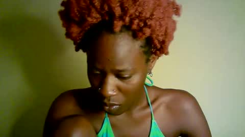 Snapshot of savagetongu3e chatting on March 2026 04:38:02 AM savagetonguee online show from March 2026 04:38:02 AM