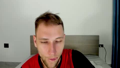 Snapshot of savak_hottie chatting on September 2025 11:32:02 AM Savak Laakem online show from September 2025 11:32:02 AM