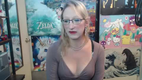 Snapshot of savanah_banana chatting on September 2025 03:23:02 PM Savanah online show from September 2025 03:23:02 PM