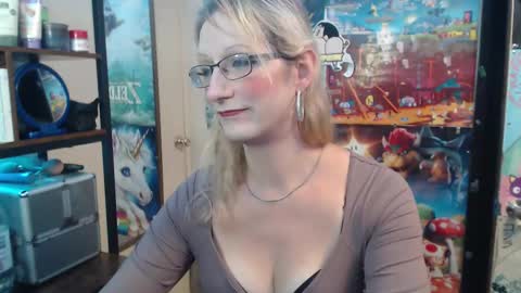 Snapshot of savanah_banana chatting on October 2025 05:04:02 AM Savanah online show from October 2025 05:04:02 AM