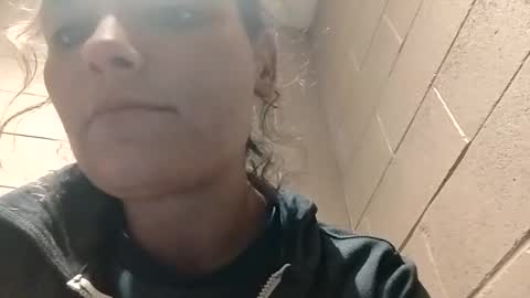 savannahjays online show from September 2025 03:17:02 PM