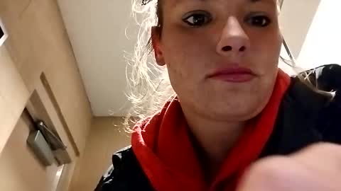 savannahjays online show from November 2025 02:12:02 AM