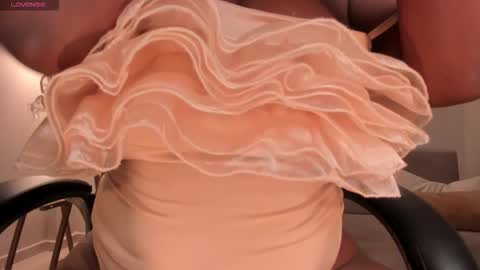 S a v a n n a h  online show from October 2025 01:06:02 PM