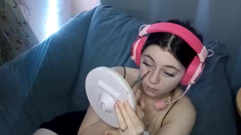 Sophie online show from October 2025 02:23:02 PM