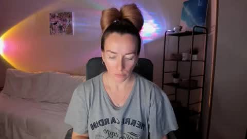 save the qween online show from November 2025 10:48:01 AM