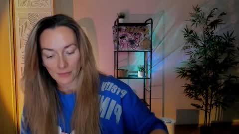 save the qween online show from February 2026 06:34:02 AM