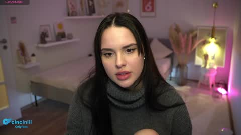 Snapshot of savvage_play chatting on January 2025 07:22:01 PM Naomi online show from January 2025 07:22:01 PM