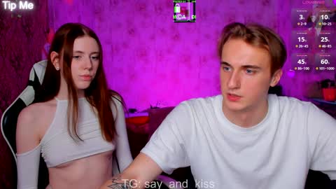 Snapshot of say_and_kiss chatting on December 2024 09:32:02 PM Say and kiss online show from December 2024 09:32:02 PM