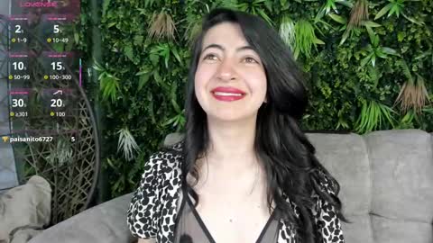 Saya Amaretto  online show from September 2025 06:41:02 PM