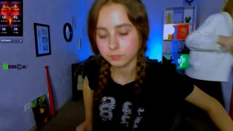 sayana_world online show from October 2025 06:17:01 PM