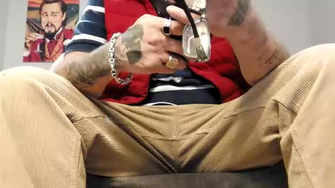 sayhi2mylilguy online show from October 2025 10:43:02 AM