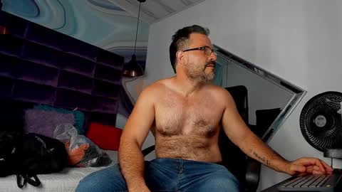 sebastian   muscleman  daddy   the better  latin  lover   online show from January 2025 07:53:02 PM