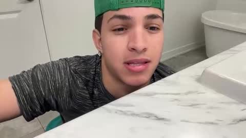 sbouchikh03 online show from December 2025 08:09:01 AM