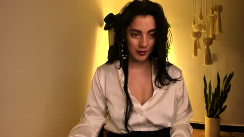 Venus online show from February 2025 04:24:01 PM