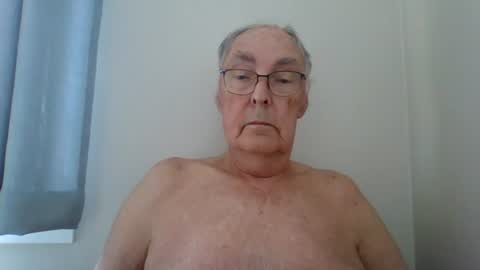 Snapshot of scandxx chatting on July 2026 08:40:02 AM Scand online show from July 2026 08:40:02 AM